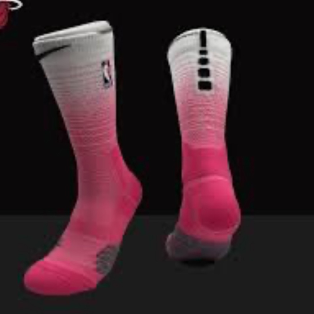 NWT Nike Elite NBA crew socks